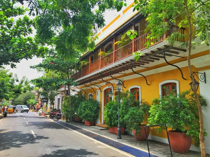 Best Places to Visit In Pondicherry & Travel Guide